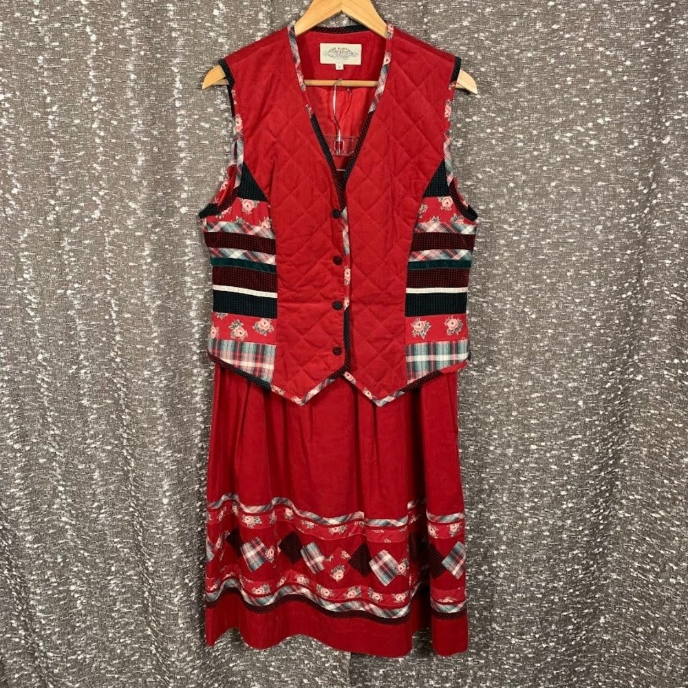 Susan Bristol Red Quilted Holiday Corduroy Vest & Skirt Set Women's 12